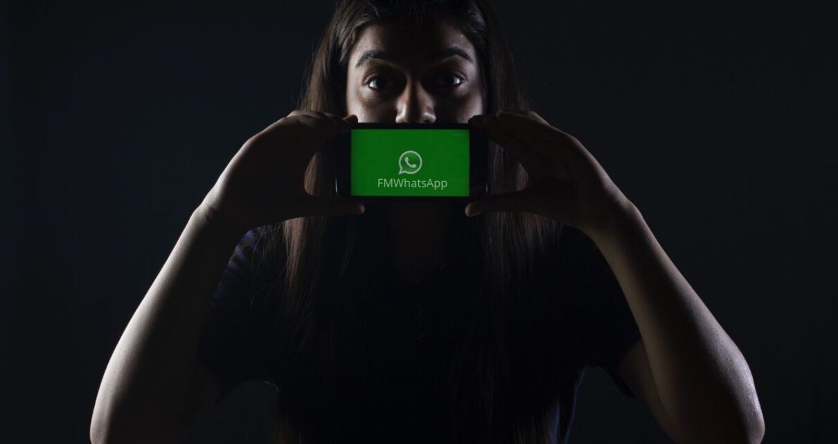 FMWhatsApp latest version features and tips - Todays techworld